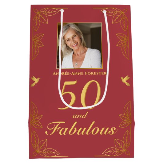 レッドモダン金ゴールド50ファブラス誕生日 ミディアムペーパーバッグ (裏面)