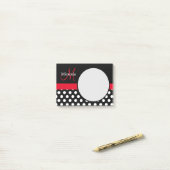 レッドモノグラム白黒水玉模様 ポストイット (デスク上)