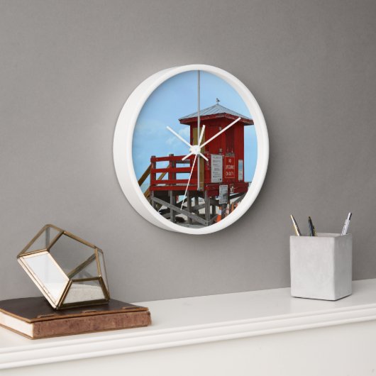 レッドライフガードタワーライフガードオンデューティ 壁時計 (オフィス)