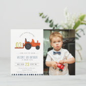 レッドラストファームトラクターキッズフォト誕生日招待状 サンキューカード (スタンド正面)