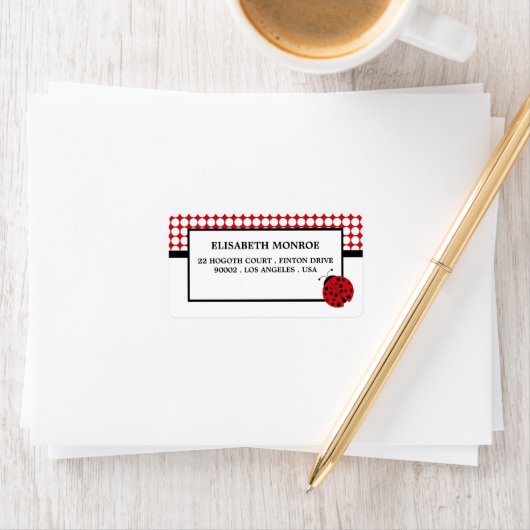 レッドラディバグ子供の誕生日パーティー ラベル (インサイチュ)