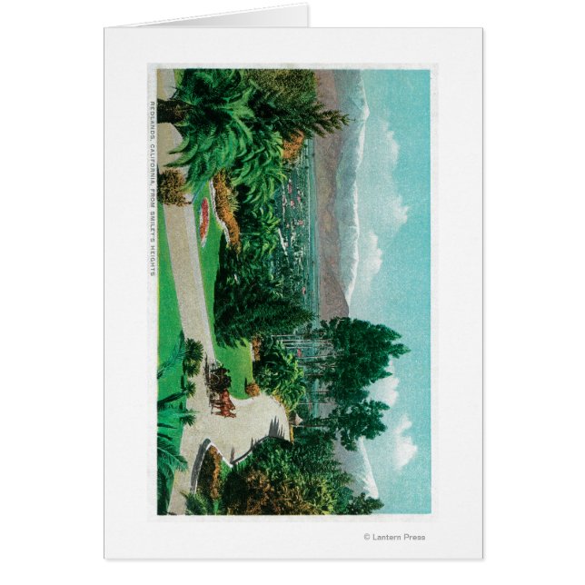 レッドランズバレーとスマイリーの果樹園 (正面)