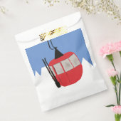 レッドレトロスキーリフト雪山スキーヤー フェイバーバッグ (封をした状態)