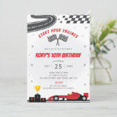 レッドレーシングカーの誕生日パーティーへの招待 招待状 (スタンド正面)