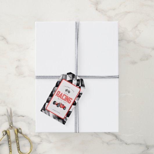 レッドレースカー誕生日パーティービーフギフトラベル ギフトタグ (より糸付き)
