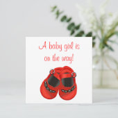 レッドロセッテベビーシューズ赤ベビーガールシャワー 招待状 (スタンド正面)