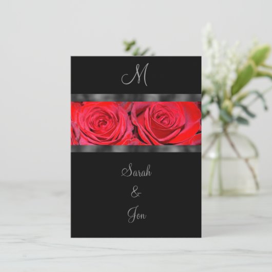 レッドローズアンドブラックモノグラム結婚式招待状 招待状 (スタンド正面)