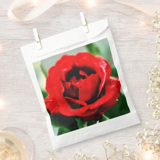 レッドローズ結婚ラブ フェイバーバッグ (クリップ留めされた状態)