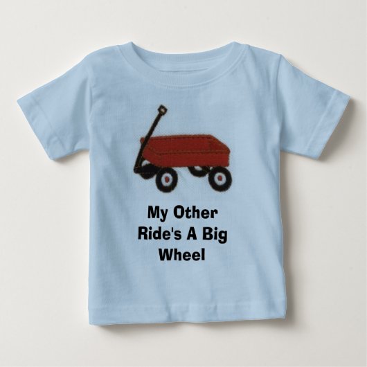 レッドワゴンもう一台の乗り物は大きな車輪だ ベビーTシャツ (正面)