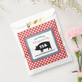 レッド市松模様にピグローストBBQパーティー フェイバーバッグ (封をした状態)