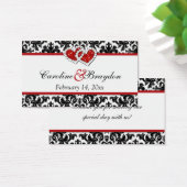 レッド白黒ダマスク結合ハートメッセージカード (デスク)