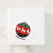 レッド/グリーンベビートナカイ フェイバータグ (インサイチュ)