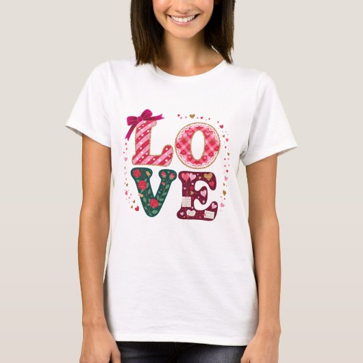 レッド＆ピンク ラブ レタリング フラワー ハート アート Tシャツ (正面)