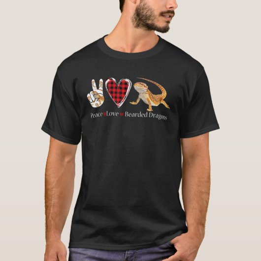 レッド・プレイド・ピース・ラブ・ヒゲ・ドラゴン Tシャツ (正面)
