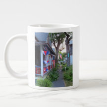 レッド、ホワイト、ブルー – マーサのブドウ園