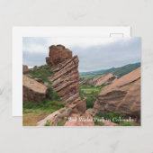 レッド ロックスを囲む岩石と山脈 ポストカード (正面/裏面)