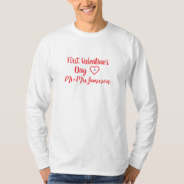 レッドMr + Mrs. 初めてのバレンタインデー Tシャツ