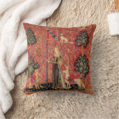 レディとユニコーンのライオン、ファンタジーの花、動物 クッション (ブランケット)