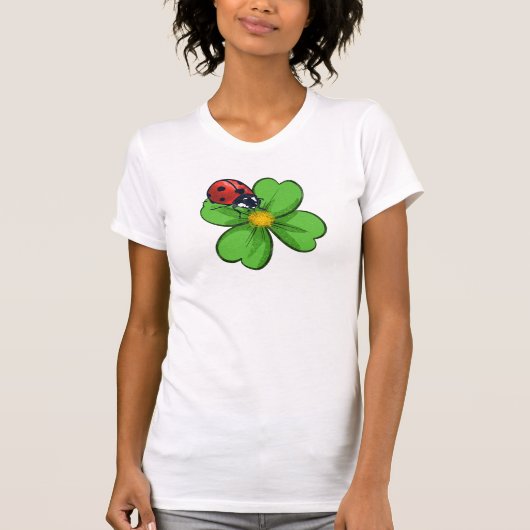 レディバグと緑の葉 自然のイラスト パスト Tシャツ (正面)