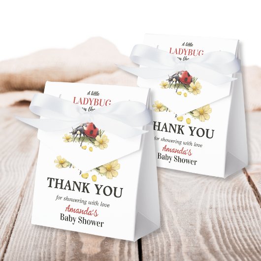 レディバグの赤ちゃんお披露目会(Rustic Garden Daisy Little Ladybug フェイバーボックス