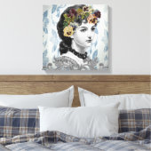 レディビクトリアンー・ウーマン・パンジー・オン・タペストリー キャンバスプリント (インサイチュ (寝室))