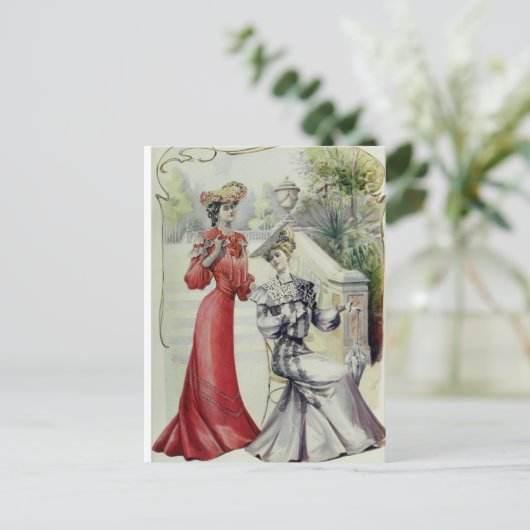 レディビクトリアンー – ヴィンテージフランスのファッション – レッドドレス ポストカード (スタンド正面)