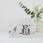 レディースオンビーチオールドブラック&ホワイトイメージポストカード ポストカード (スタンド正面)