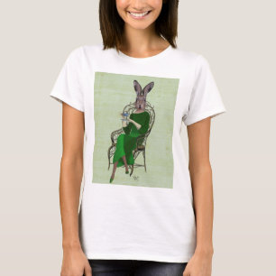 レディーベラウサギお茶を飲む3 Tシャツ