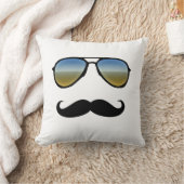 レトロおもしろいサングラスと口ひげ クッション (ブランケット)