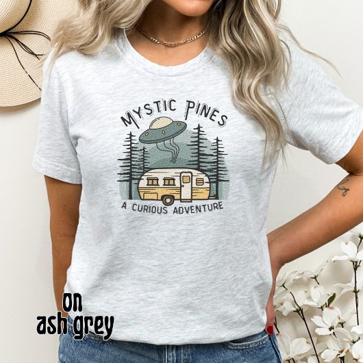 レトロおもしろいサンセットキャンパートレーラエイリアンUFO Tシャツ