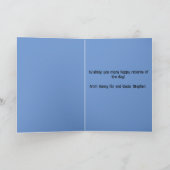 レトロがグリーティングカードで猫を見ている。編集可能。 シーズンカード (内部)