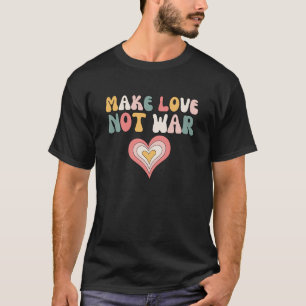 レトロが愛を戦争から守る Tシャツ