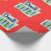 レトロが赤い背景で人生を寄付 ラッピングペーパー (角)