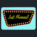 レトロたった今結婚しました磁石 マグネット<br><div class="desc">このたった今結婚しました磁石はレトロなネオンの看板に似ている。そのデザインはオリジナル芸術だ。</div>