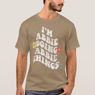 レトロでグルービーなアビーがアビーらしいことをする おもしろママ Tシャツ