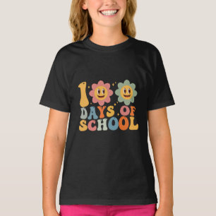 レトロでグルービーな100日間を過ごした先生と子供たち Tシャツ