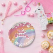 レトロでグルーヴィーな虹色の2歳の誕生日 ペーパープレート (パーティー)