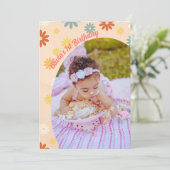 レトロなグリーンが素敵なデイジーの花 ファーストバースデー 招待状 (スタンド正面)