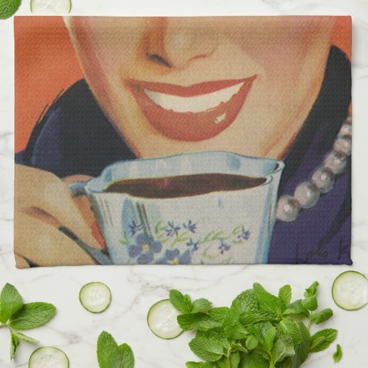 レトロなコーヒー、お茶を楽しむ幸せな女性 キッチンタオル (折り畳み)