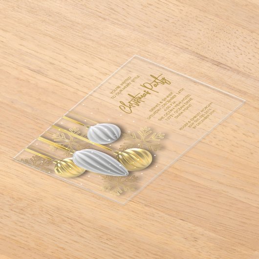 レトロなシルバーとゴールドのオーナメントがあしらわれたクリスマス パーティー アクリル招待状 (レイダウン)