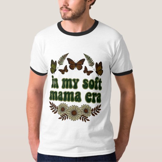 レトロなソフトママ時代の蝶々フラワーデザイン Tシャツ (正面)