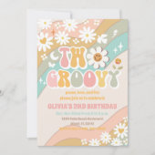 レトロなダイジー グルービー バースデー インビテーション (正面)