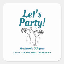 レトロなティールカラーのカクテルをテーマにした女性の50歳の誕生日パーティー