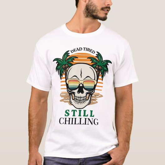 レトロなドクロと夕焼けがコラボした面白いデザイン Tシャツ (正面)