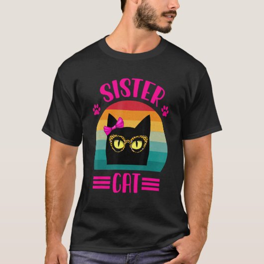 レトロなヒョウ柄メガネをかけたかわいい妹猫 Tシャツ (正面)