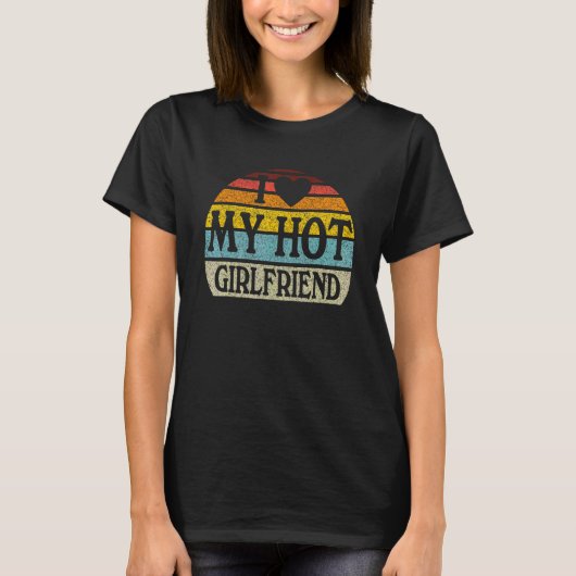 レトロなビンテージスタイルが好きなセクシーな彼女 1 Tシャツ (正面)