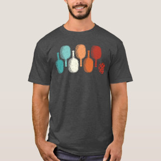 レトロなピックルボール愛好家向けパドルスポーツ ピックルボール メンズ Tシャツ