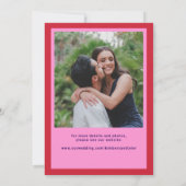 レトロなピンクと赤のウェディング セーブザデート (裏面)