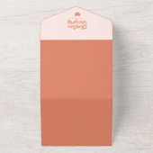 レトロなピンクと赤の波線の手書き結婚式 オールインワン招待状 (外側)