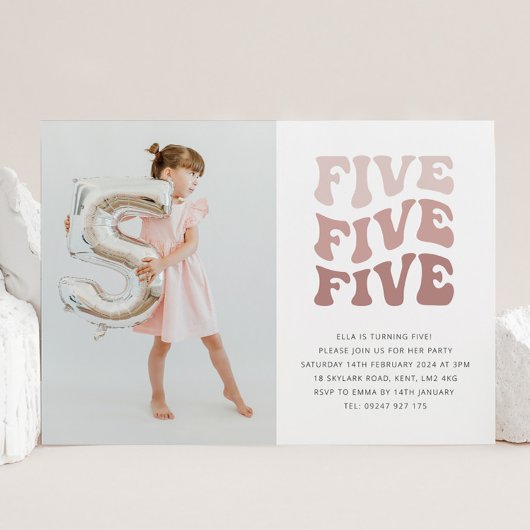 レトロなフラワーランドスケープ写真招待状（5歳の誕生日用） 招待状